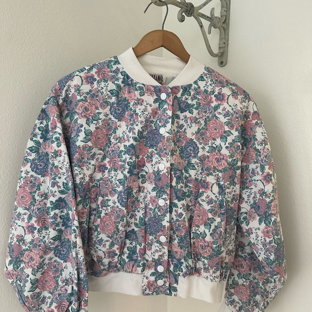 Women’s vintage floral jacket